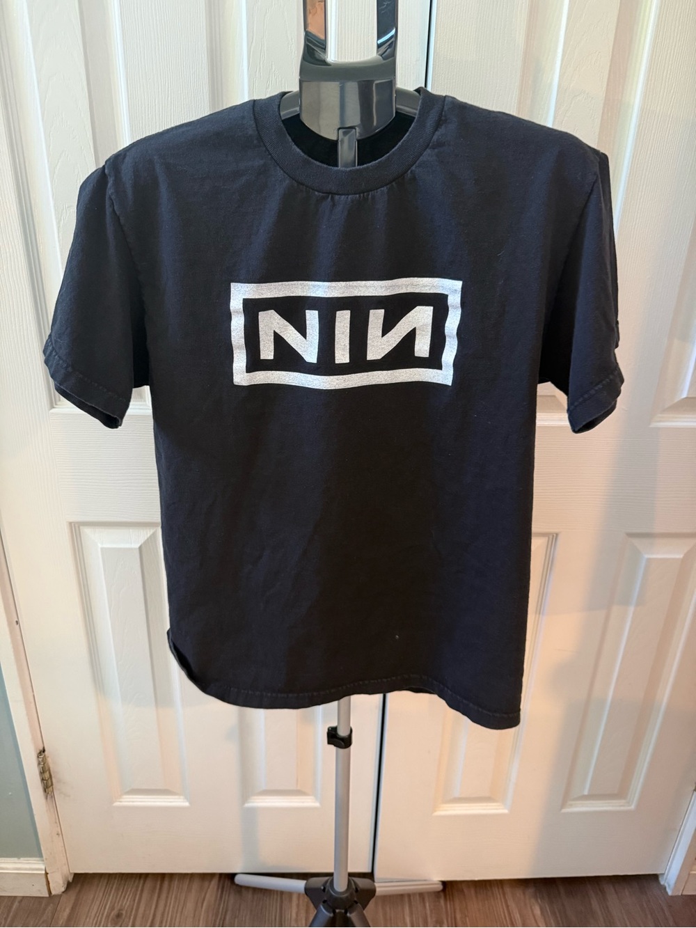 NIN Nine Inch Nails Band T-Shirt Size M/L